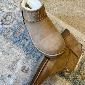 Juicy Couture mini boots